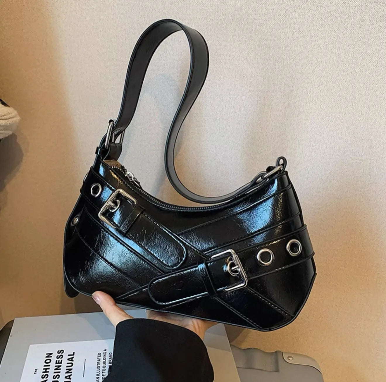 حقيبة يد سوداء جلدية 2c5d77-c4.myshopify.com