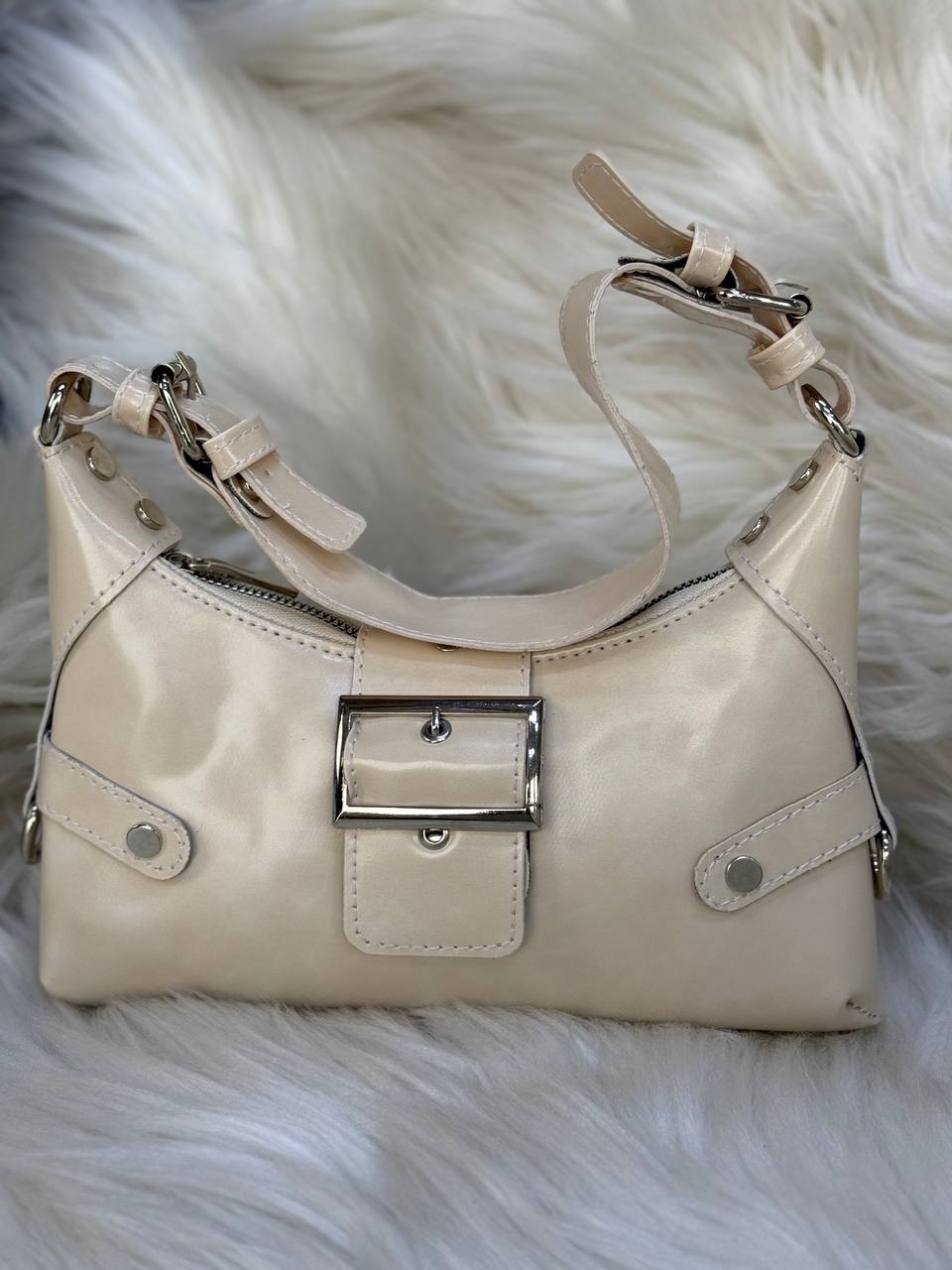 حقيبة كتف Y2K بيجي Kyren Store