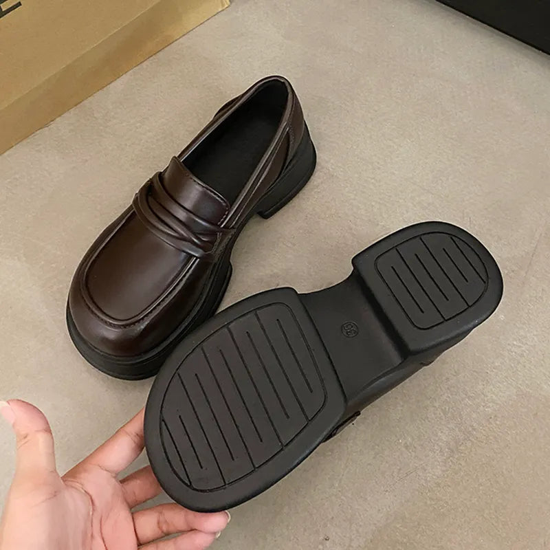 حذاء لوفر بُني Kyren Store