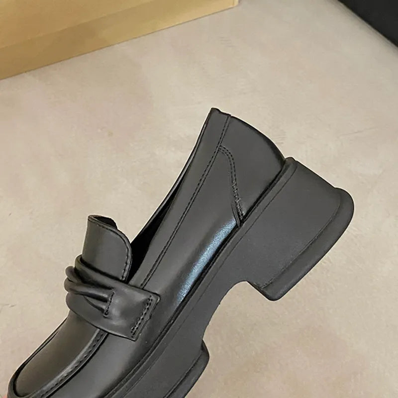 حذاء لوفرز أسود Kyren Store