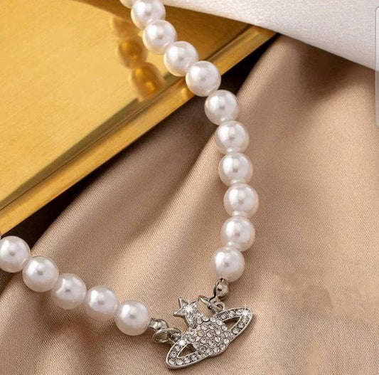 قلادة Vivienne Westwood Star