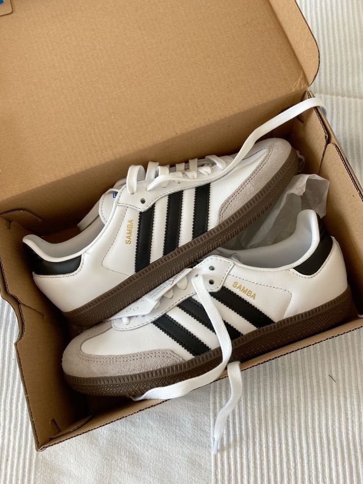حذاء أديداس سامبا أبيض Kyren Store