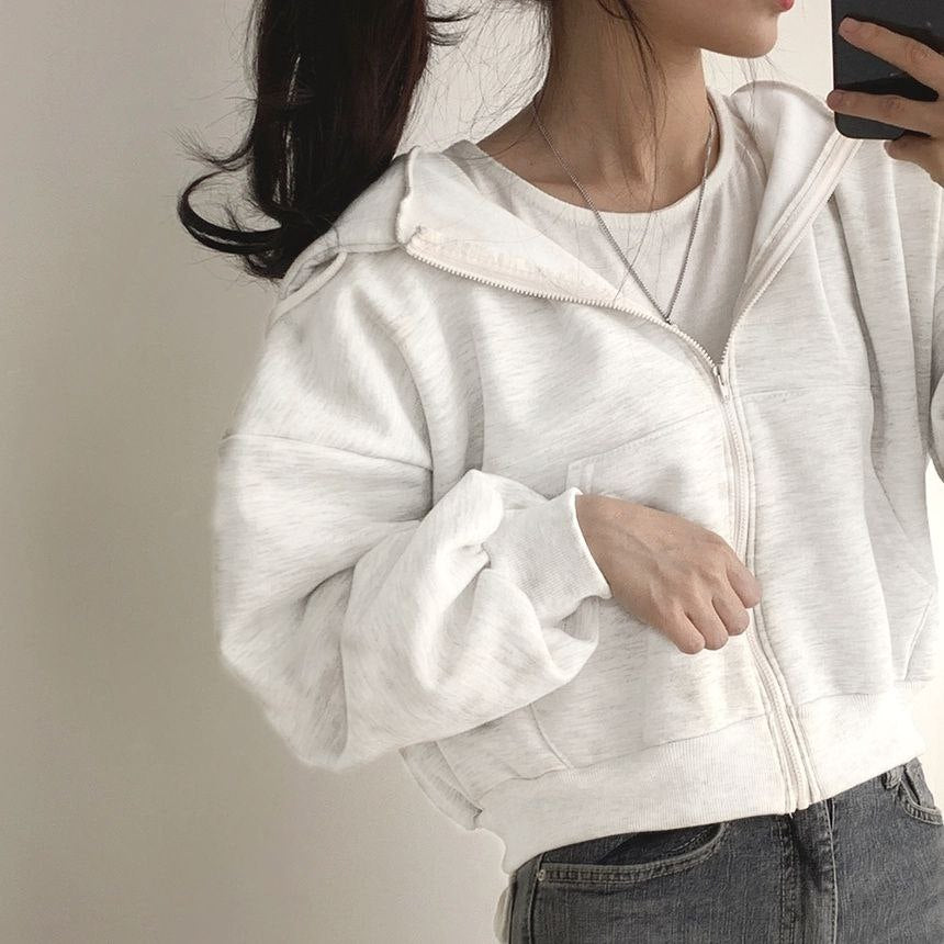 هودي أبيض قصير - Kyren Store Hoodies