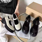 حذاء لوليتا اوف وايت Kyren Store