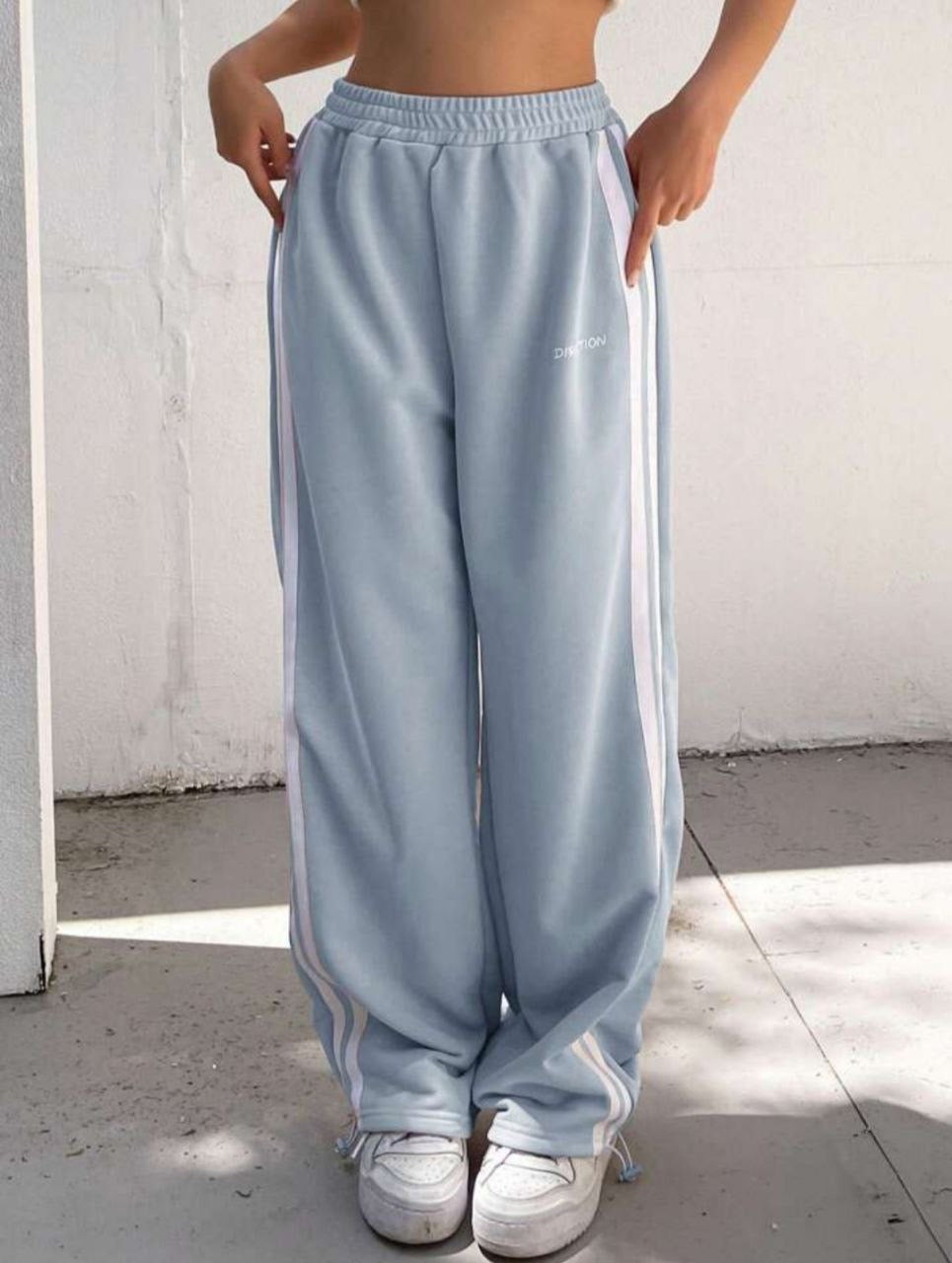 بجامة رياضية لون سمائي Kyren Store