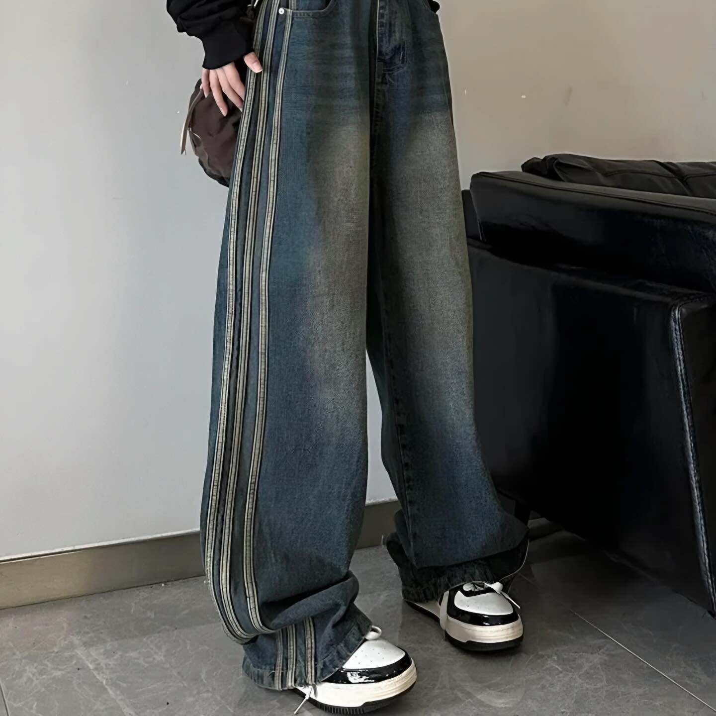 جينز بخطوط جانبية Kyren Store