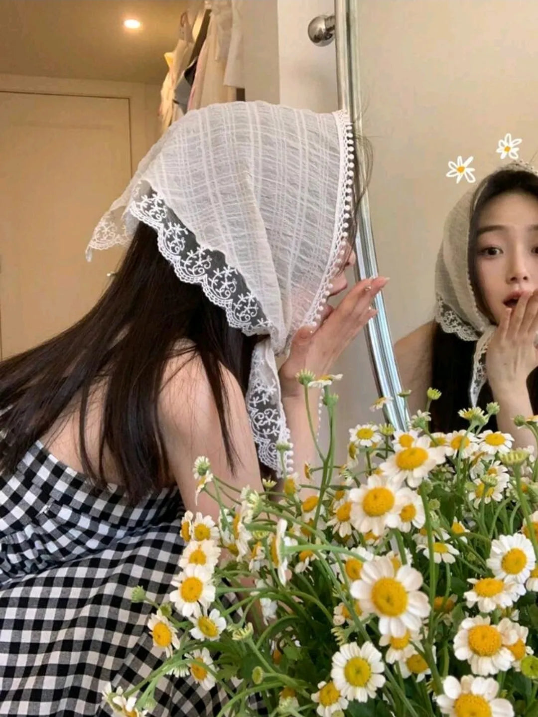 وشاح رأس دانتيل أبيض