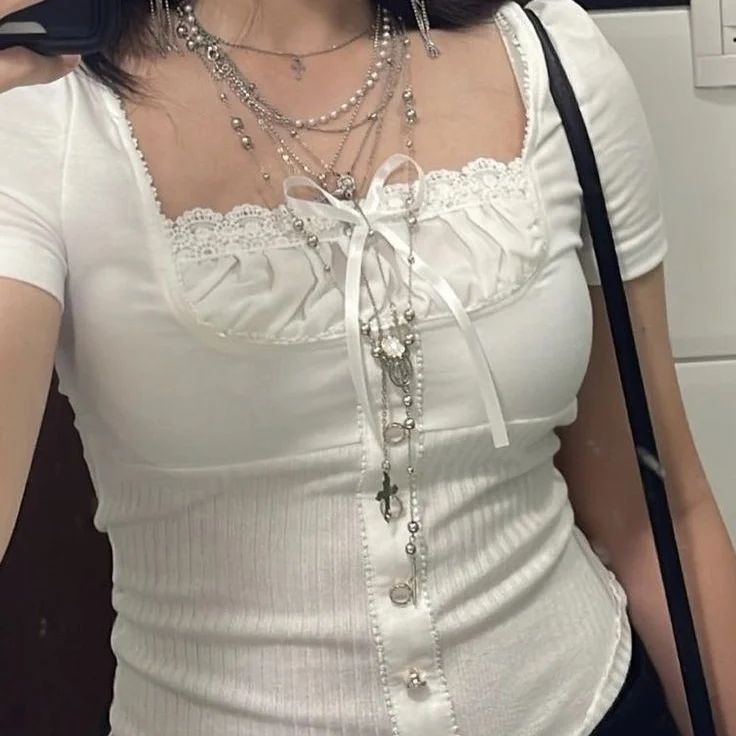 توب دانتيل ابيض نص ردن - Kyren Store top